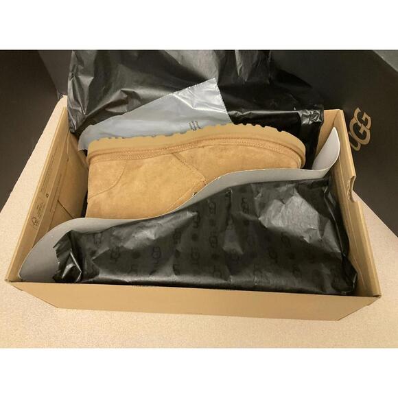 New! Mens UGG Neumel Chukka Chestnut Suede Winter Boots. Size 13. Awesome Boots! - Picture 4 of 10